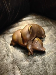Statua scultura decorativa bronzo ottone 2 maialini mensola nidificata - Foto 1 di 5