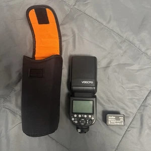 Kit de flash de iones de litio Godox V860III TTL como nuevo para Panasonic/Olympus y estuche y cargador - Imagen 1 de 12