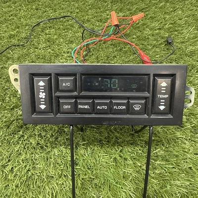 88-93 Chrysler New Yorker Fifth Avenue Imperial LeBaron Heater Control 4462497 - Image 1 of 4