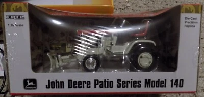 1/16 Ertl John Deere 140 Patio Series en caja sellada Foto 1 de 4