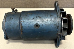 Vintage 12V Generator Core 1950s Chevrolet - Picture 1 of 6