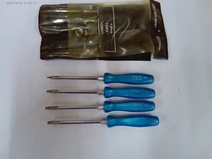 Snap On Tools USA SDTX40B Pearl Blue Mini 4-Torx SET Hard Plastic BIN OBO - Foto 1 di 12