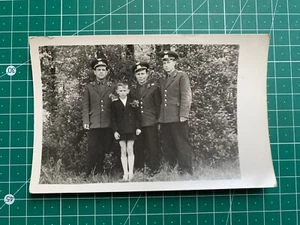 Militar Soldado Hombre Niño Gay Gay Gabinete Retrato BW Foto URSS Soviética De Colección #1446 - Imagen 1 de 2