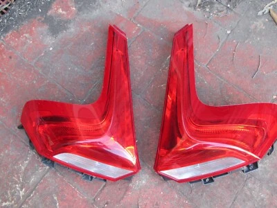 Volvo V40 hatchback Tail Lights taillights set (pair) 2012 - 2019 new first gen - Image 1 of 2