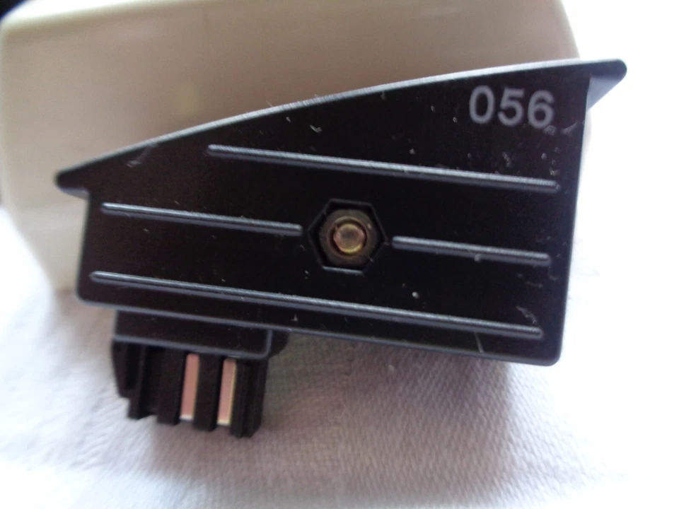 Telefonstecker Adapter zu ISDN 056 - Bild 1 von 1