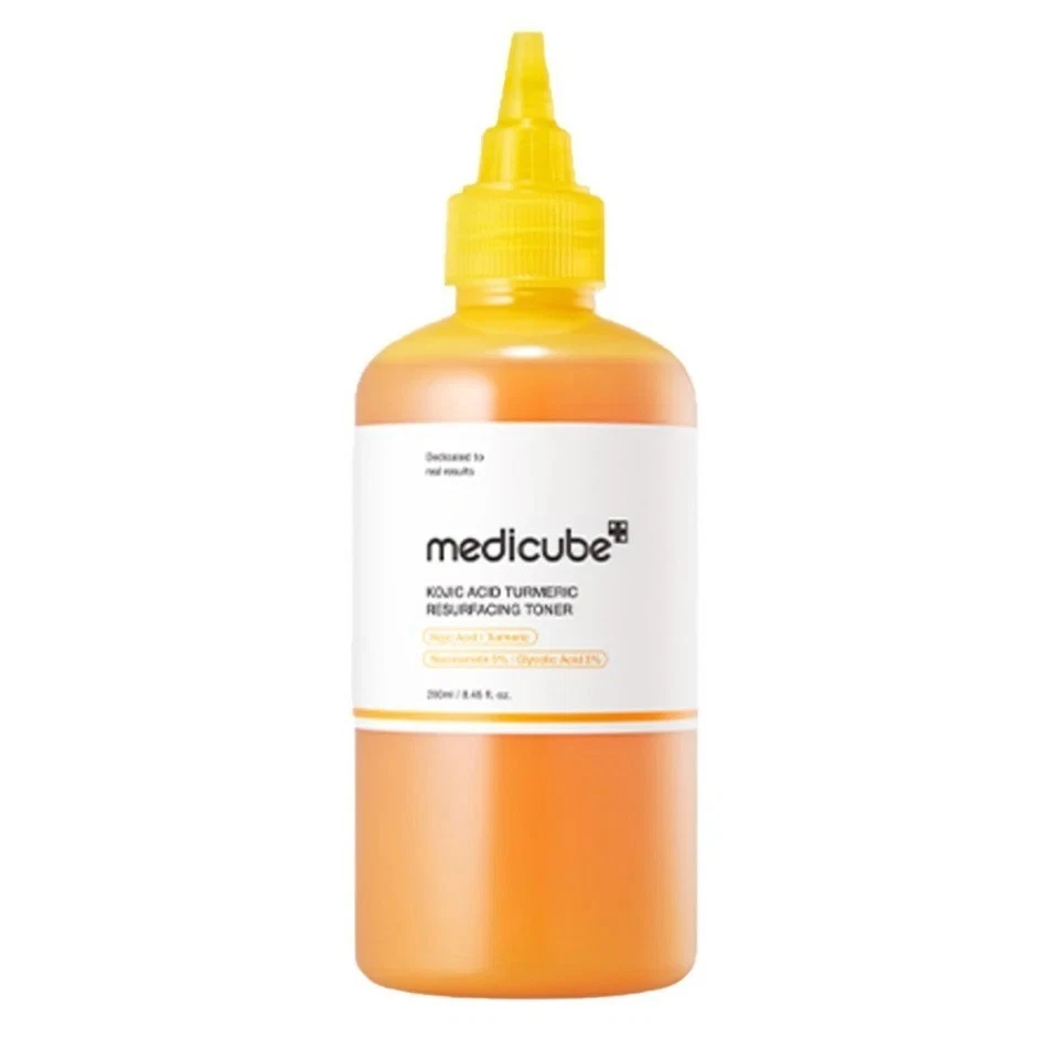 [MEDICUBE] Kojic Acid Turmeric Resurfacing Toner 250ml (8.45oz) K-Beauty - Image 1 of 1