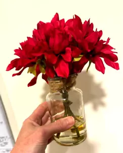 Blooming Silk Chrysanthemum Flowers in Vase w/ Faux Liquid Red Floral Decor 8" - Picture 1 of 7