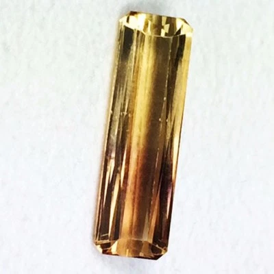 7.05cts Beautiful Color & Octagon Cut Natural Bicolor Tourmaline Gemstone - Image 1 of 3