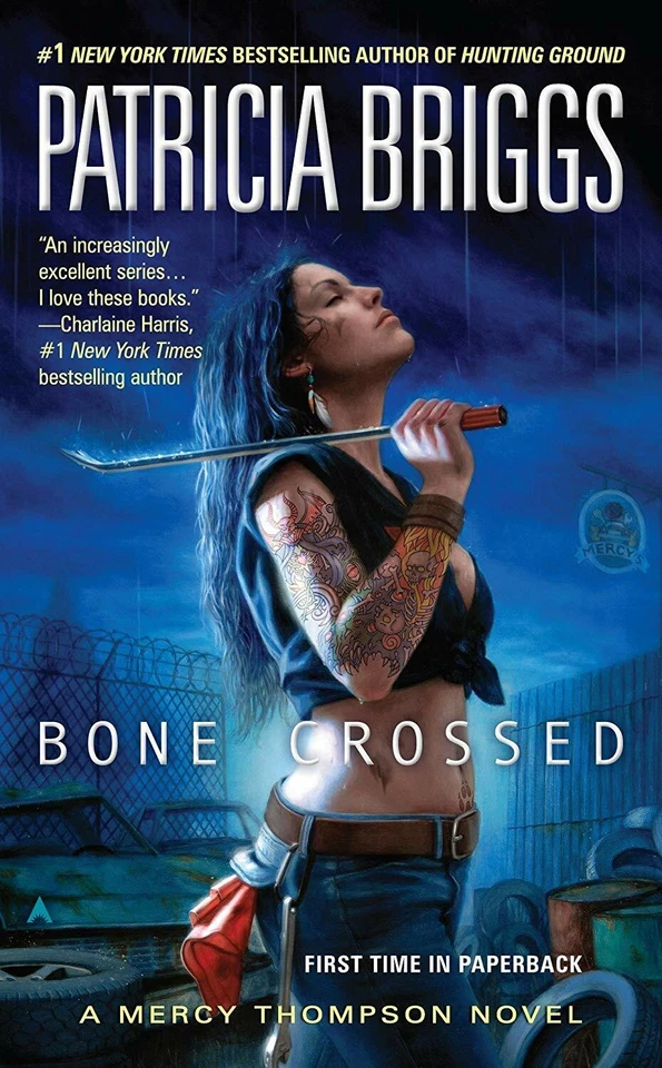 Bone Crossed (Mercy Thompson, Book 4) by Patricia Briggs Supernatural Creatures  Foto 1 de 1