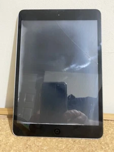 Apple iPad Mini 1st Gen - Wi-Fi - Grey - Spares/Repair - Picture 1 of 6