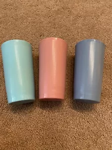 Sammlerstück Menge 3 Vintage Tupperware Tassen 12oz Trinkbecher #873-27 mehrfarbig - Bild 1 von 8