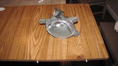 ПРОТИВОТУМАННЫЕ ФАРЫ VOLVO V70 XC70 LH 2001-2007 ОТ ОРИГИНАЛЬНОГО ПРОИЗВОДИТЕЛЯ ДРАЙВЕР - Изображение 1 из 3