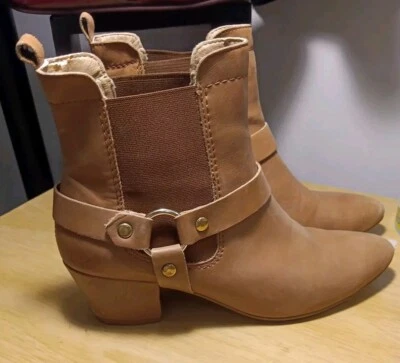 Botas de cuero al tobillo ERAM tostadas con hebilla de metal punta almendra talla 38/71/2 Foto 1 de 4