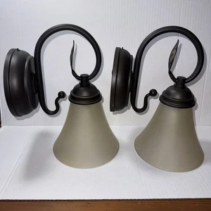 Candle Impressions Set/2 Windsor Sconce with 4" wax Flameless Candle 5 hr timer - Picture 1 of 7