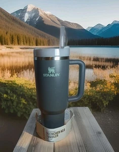 Vaso apagador Stanley 40 oz acero inoxidable H2.0 FlowState - carbón NUEVO - Imagen 1 de 10