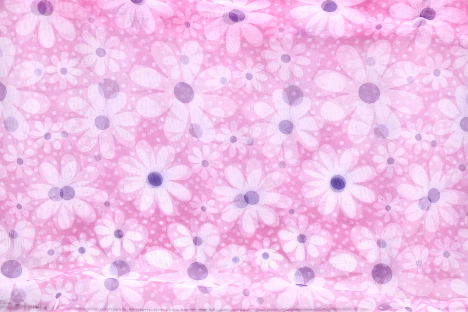 Tela transparente rosa margarita, lunares rosas, margaritas blancas con centro púrpura, 76"x58" Foto 1 de 1