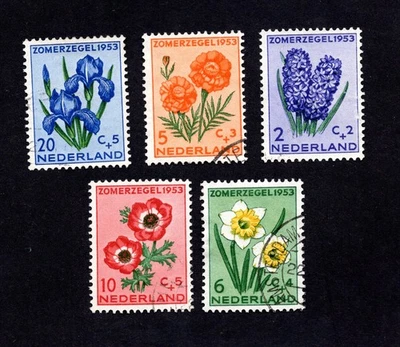 Netherlands 1953 set of stamps Mi#607-611 used CV=18$ - Image 1 of 2