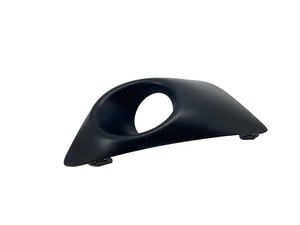 DACIA LOGAN MCV FRONT BUMPER FOG LIGHT GRILL TRIM DRIVERS RIGHT 2013-2017 - Picture 1 of 12