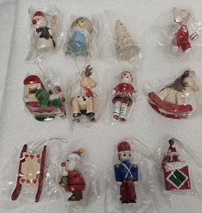 12 Vintage Taiwan Wood Wooden  Christmas Ornaments Unused Ornament Lot - Picture 1 of 8
