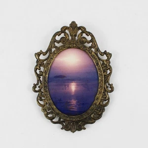 Vintage Messing verzierter ovaler Rahmen Sonnenuntergang Ozean Made in Italy 8,5x5,5" - Bild 1 von 5