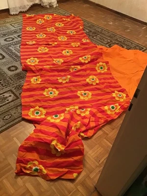 SICHTSCHUTZ WINDSCHUTZ CA. 400 X 130 CM CAMPING STRAND CA. 70ER JAHRE BLUMEN - Bild 1 von 3