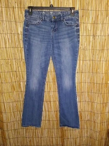 EXPRESS Women's Flared Leg Faded and Distressed Blue Denim Jeans Size 6R - Picture 1 of 10