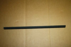 ORIGINAL GM Schiene Abdeckung für Sonnenrollo hinten OPEL Omega B / 2354500 - Bild 1 von 4