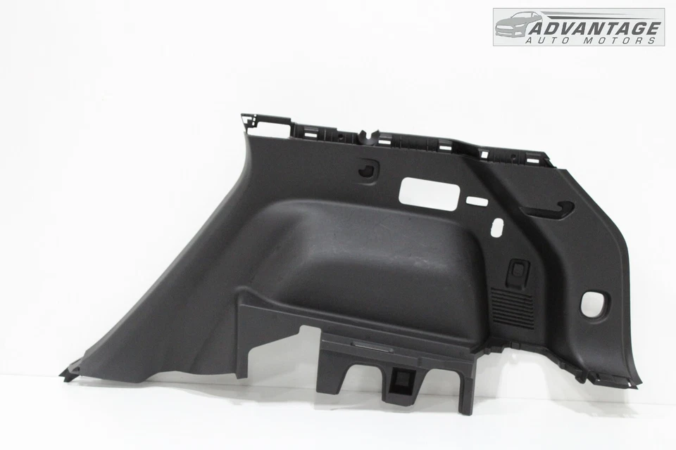 Chevrolet Blazer 2019-2021 maletero trasero derecho cuarto panel embellecedor cubierta OEM Foto 1 de 4