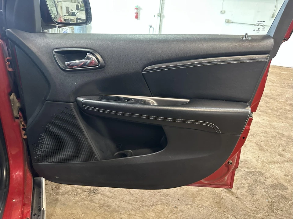 12 13 14 15 16 17 18 DODGE JOURNEY Front Door Trim Panel Passenger Side Right - Изображение 1 из 1