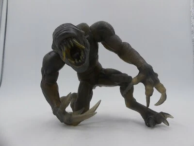 Экшн-фигурка SOTA Tomb Raider Lara Croft Shadow Guardian Creature - Изображение 1 из 4