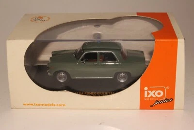 Coche de policía Alfa Romeo Giulietta 1959 modelos IXO, escala 1/43 en caja Foto 1 de 4