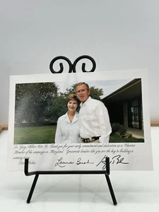 Autographed Pictures of George W. Bush and Laura Bush Personalized /Letter 1990 - Picture 1 of 7