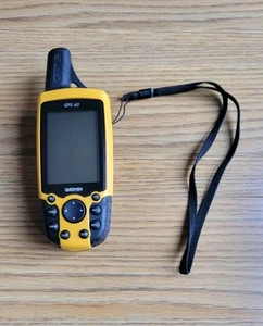 Garmin GPS 60 2.25" Screen Handheld GPS Navigator Yellow - Picture 1 of 7