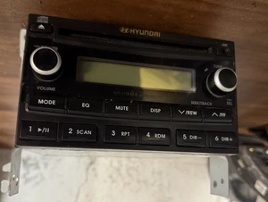 08 09 Hyundai Tucson Radio Stereo Unit 96175-2E800 OEM XM AM/FM Original - Imagen 1 de 7