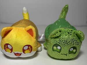 Aphmau MeeMeows "Turtle Cat" and Yellow Glitter Cat With Hood Lot of 2 EUC - Picture 1 of 16