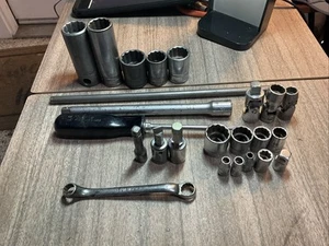 25 Snap-On 1/4 -3/8 - 1/2 Dr Sockets, Extensions, Screwdriver, Wrench & More - Bild 1 von 12