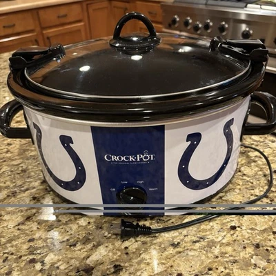Crock-Pot 6 Qt NFL Indianapolis Colts Game Day Slow Cooker Oval Cook And Carry - Image 1 of 4