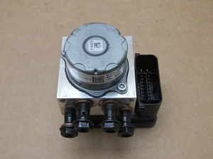 BMW G310R 2021 4.749 km ABS Pumpe (15202) - Bild 1 von 8