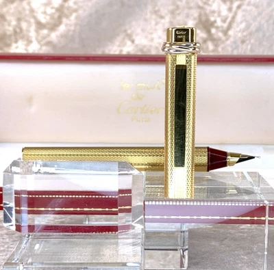 Pluma Estilográfica Cartier Vintage Vendome Trinity Acabada en Oro 18K Frain d'Orge con Caja Foto 1 de 4