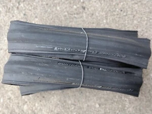 bontrager r2 700x25 clincher tires-pair/set - Picture 1 of 4