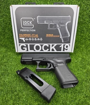 Umarex GLOCK 19 Gen 5 MOS .177 Cal Semi-Auto Blowback BB Air Pistol #2255230 - Image 1 of 4