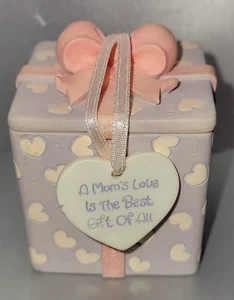 Caja de baratijas Enesco American Greetings Precious Moment para mamá porcelana 2"x2" - Imagen 1 de 8