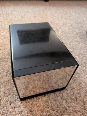 Estuche Shuttle Mini ITX negro Foto 1 de 3