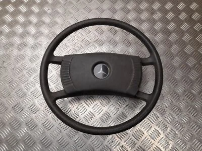 Lenkrad Mercedes-Benz W110 200D 1965 1154640404 - Imagem 1 de 4