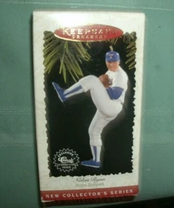 1996 HALLMARK ANDENKEN ORNAMENT VON NOLAN RYAN AT THE BALLPARK SERIE NEUWERTIG IN VERPACKUNG - Bild 1 von 3