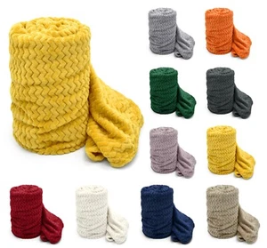 Large Soft Plush Travel Blanket Home Sofa Bed Ribbed Throw Winter Warm Fleece - Picture 1 of 16