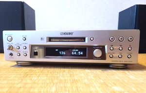 Mini reproductor de disco Sony MDS-S500 MD cubierta 100 V con conector CN-70 4 pines FS de JP - Imagen 1 de 12