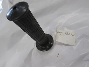 NOS Right Throttle Grip 72-77 GT 250 380 500 550 RE5 Handlebar Tube 57110-33012 - Picture 1 of 3