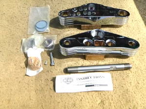 N.O.S. HARLEY DAVIDSON CHROME BILLET TRIPLE TREE SET 45748-01 SOFTAIL & DYNA W.G - Picture 1 of 12
