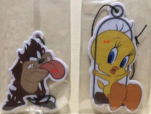 Looney Tunes Tweety Bird Tasmanian Devil 2 Air Freshener Cards - Picture 1 of 4
